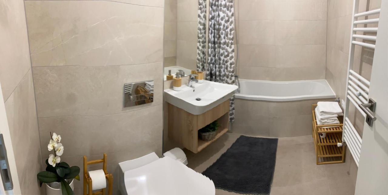 Deea H24 Apartment Rîşnov Ngoại thất bức ảnh