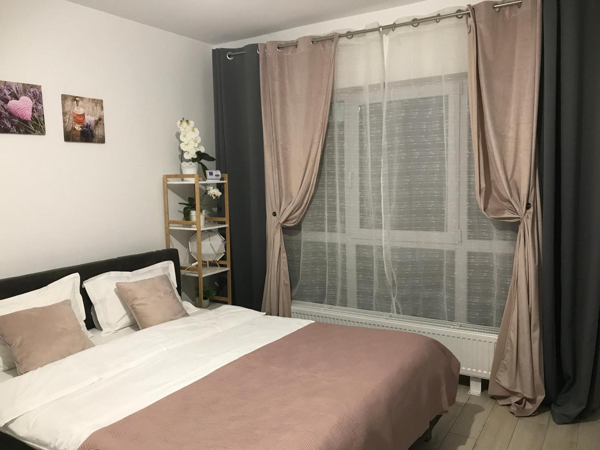 Deea H24 Apartment Rîşnov Ngoại thất bức ảnh